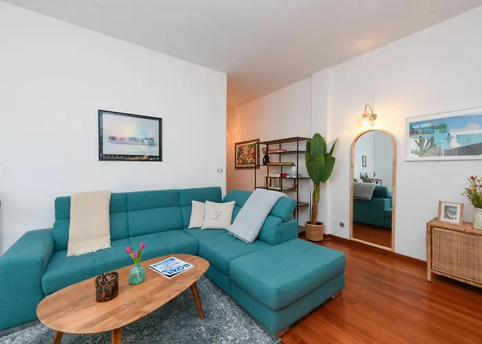 Casa Maddy - Balcony, Parking, 20-Minute Walk To The Center